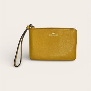 NWT Coach Corner Zip Wristlet Honeycomb Crossgrain Leather Wallet
